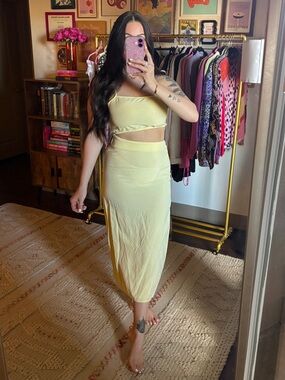 Forever 21 Yellow Linen Cutout Midi Dress